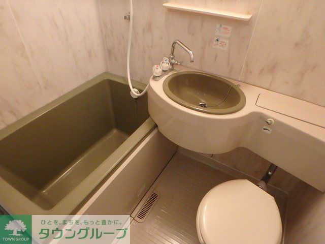 バス・シャワールーム