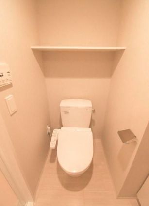 トイレ　シンプルで使いやすいトイレです