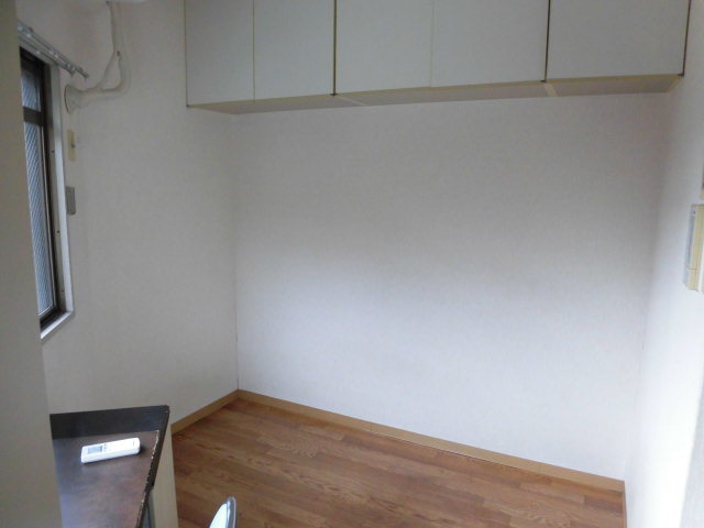 居室・リビング　きれいなお部屋です