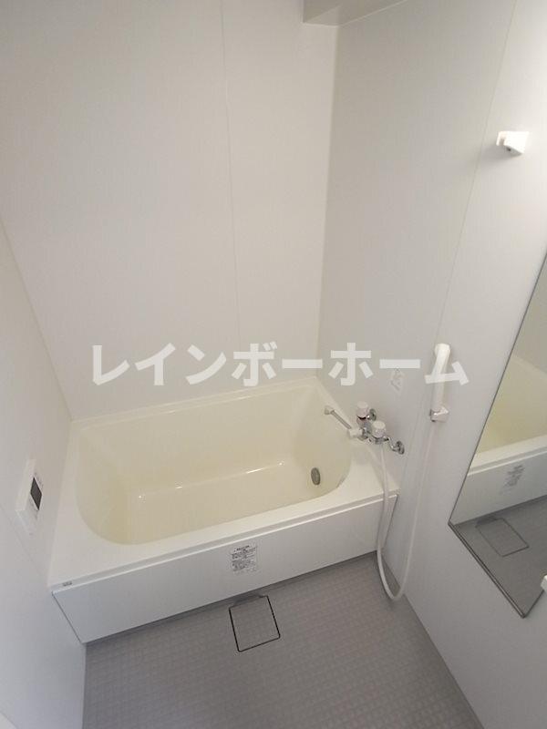 バス・シャワールーム　お風呂で日々の疲れを落としましょう