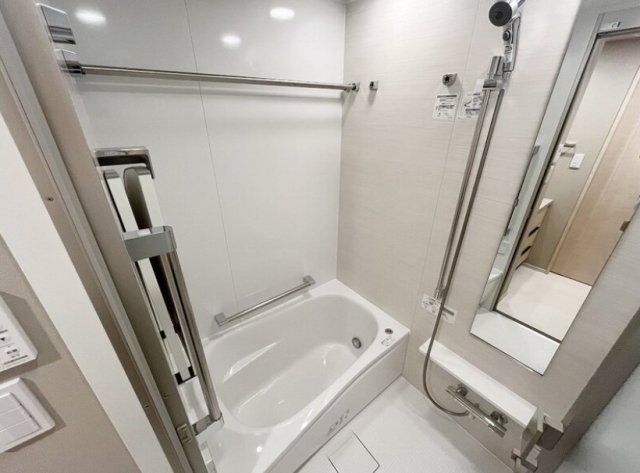 バス・シャワールーム　☆リラックスできるお風呂☆