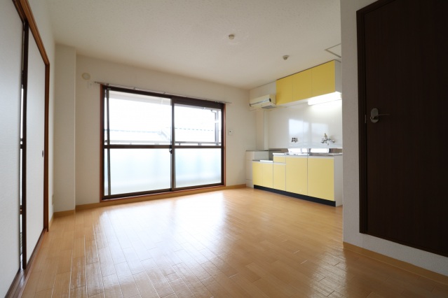 居室・リビング　リビング