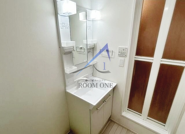 洗面設備　洗面台です。