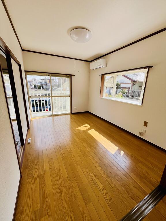 居室・リビング　洋室6帖　エアコン付き