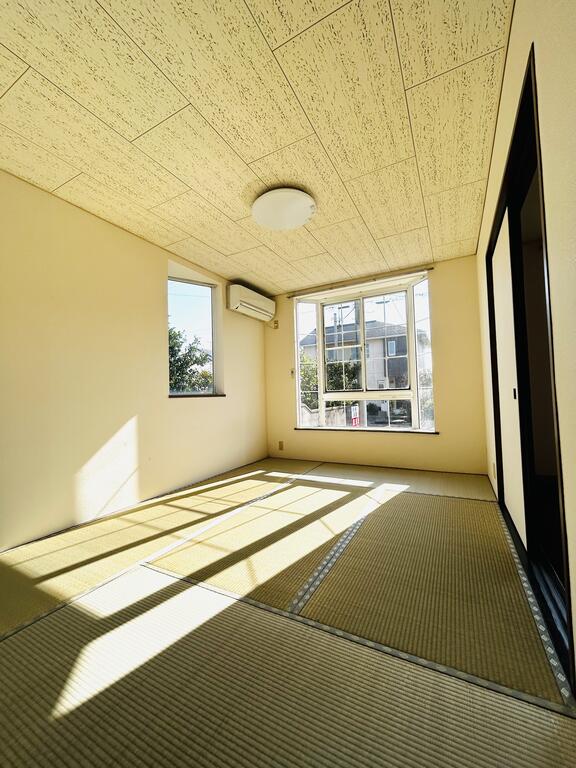 その他部屋・スペース　和室6畳　収納、エアコン付き