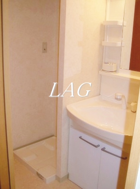 洗面設備　洗面台です。