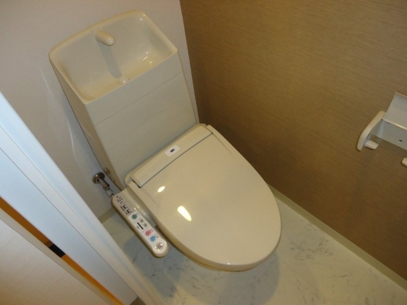 トイレ　図面と現状に相違がある場合には現状を優先