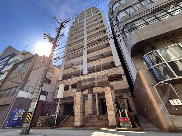 建物外観　プレサンス心斎橋モデルノ　外観
