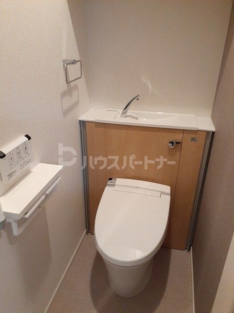 トイレ　トイレ