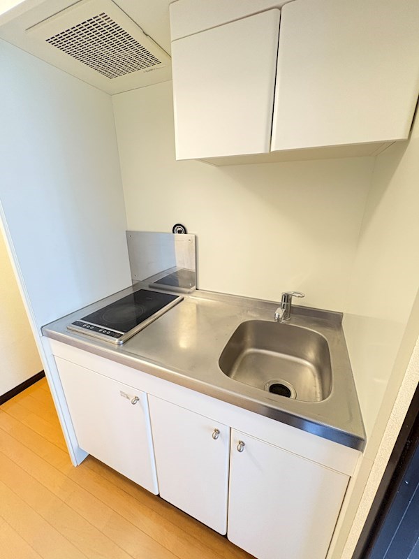 キッチン　当物件の参考写真です。(同建物の部屋)