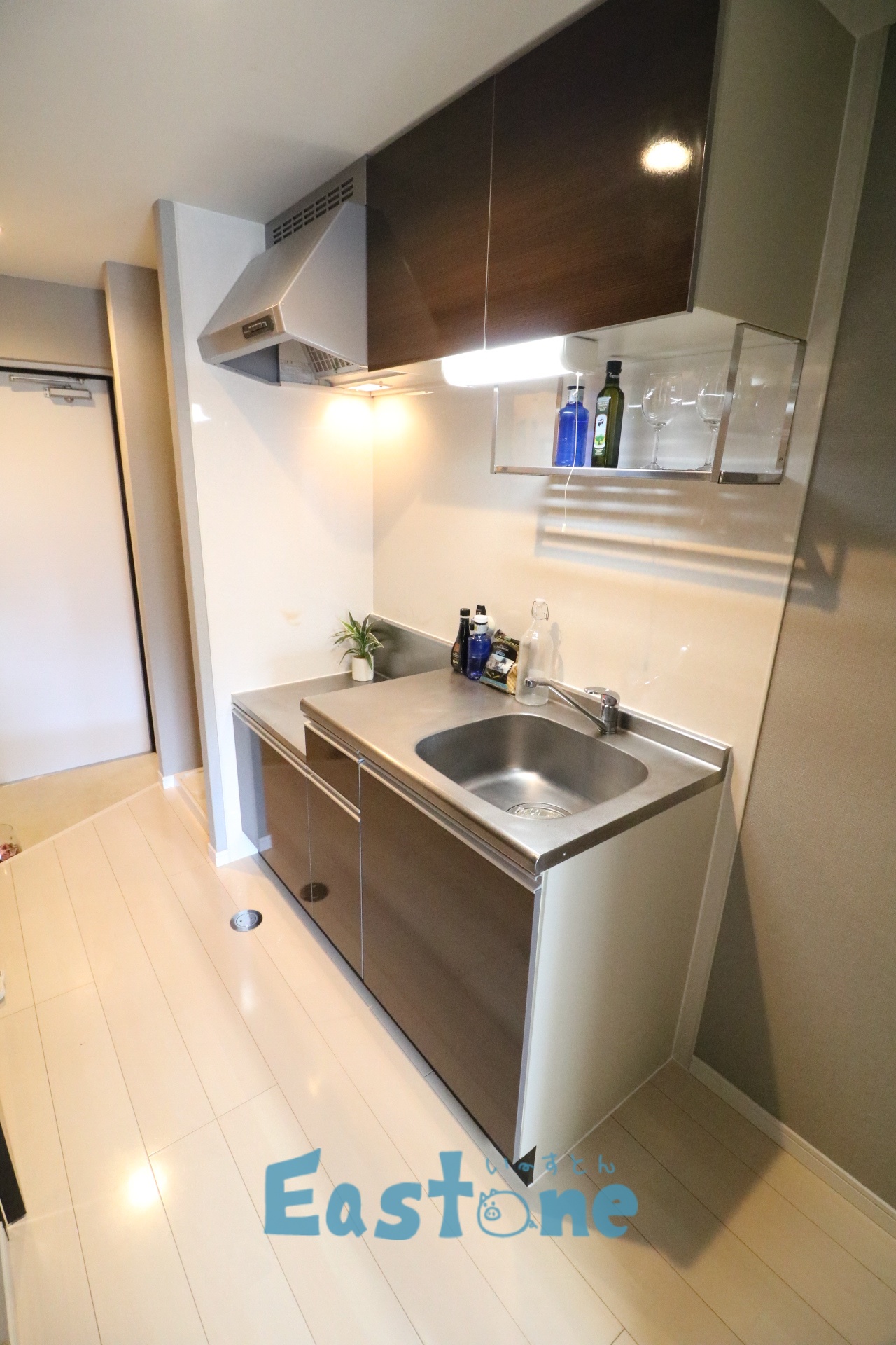 キッチン　収納がたくさんあって料理が楽しめます