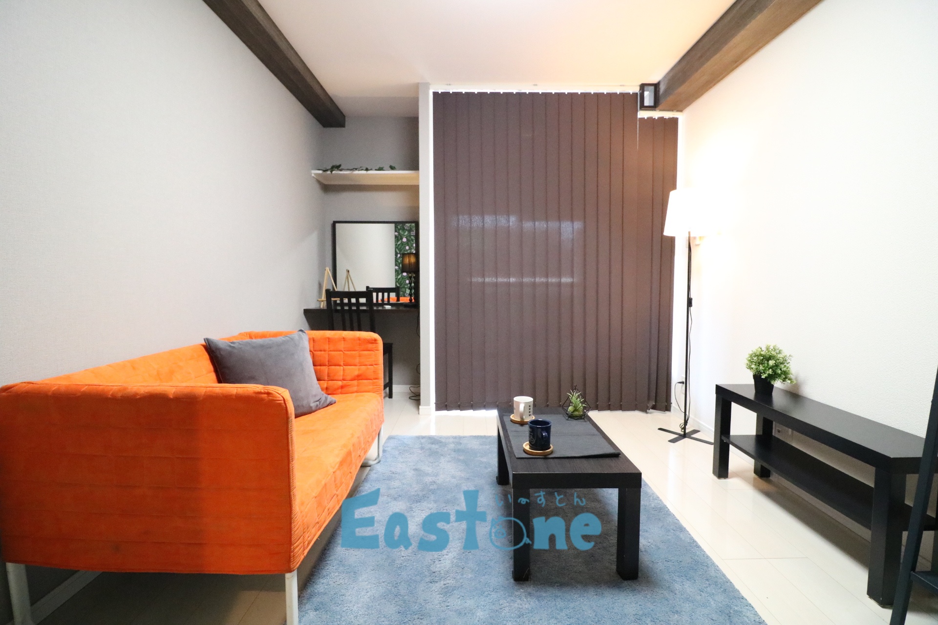 その他部屋・スペース　カーテンを閉めると寝室と区切ることができます