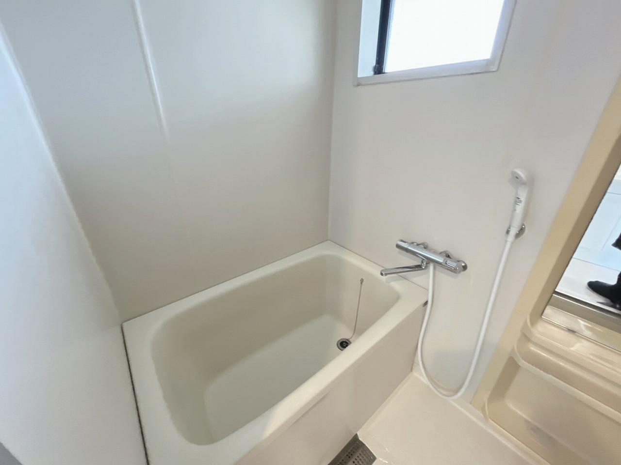 バス・シャワールーム　バスルーム