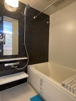 バス・シャワールーム　ゆったり過ごせるお風呂です