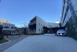 建物外観　落ち着いた雰囲気の外観です