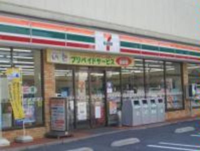 コンビニ　セブンイレブン（コンビニ）まで514m