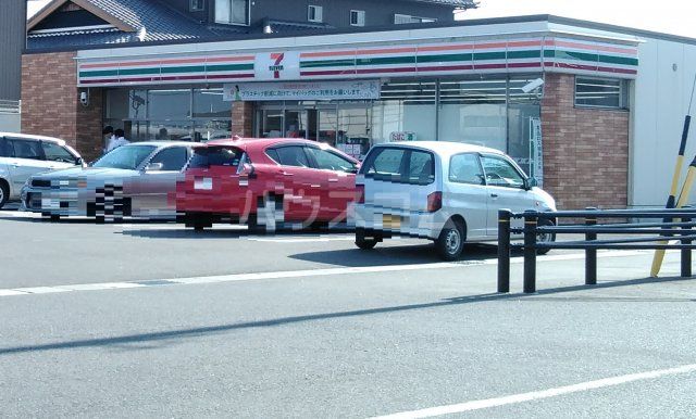 コンビニ　セブンイレブン 弥富六條町店（コンビニ）まで614m