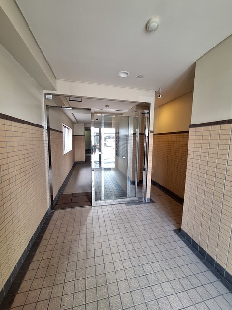 エントランス　エントランス