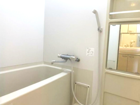 バス・シャワールーム　※別部屋参考写真