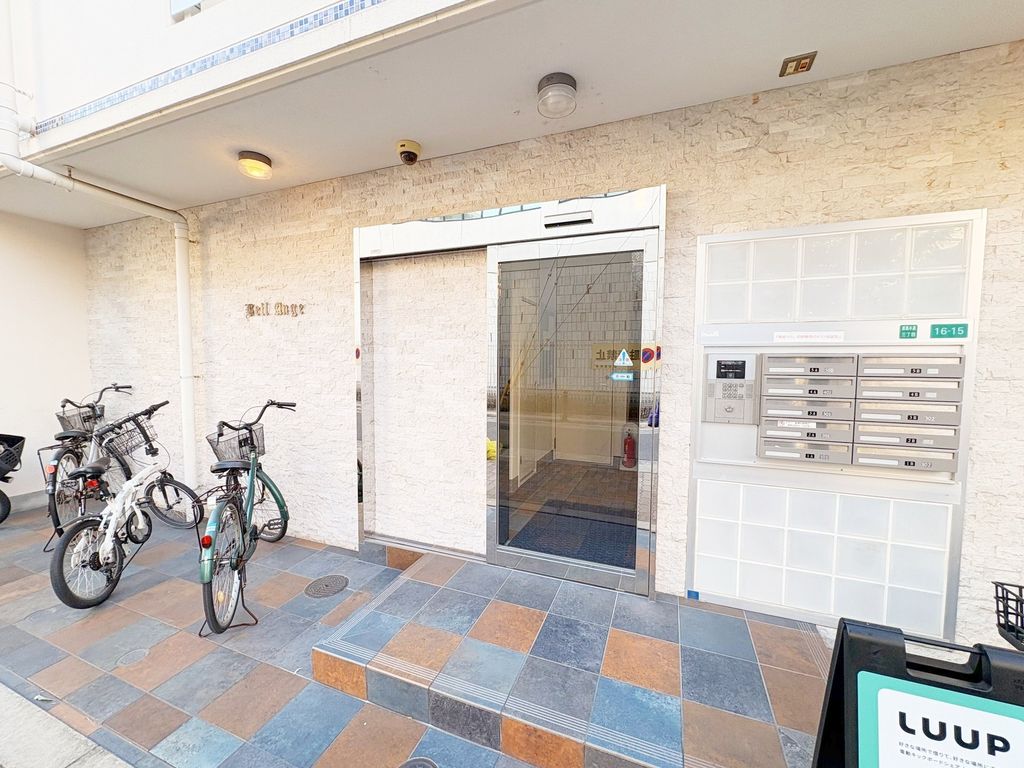 エントランス　エントランス