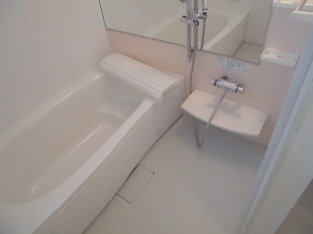 バス・シャワールーム　浴室
