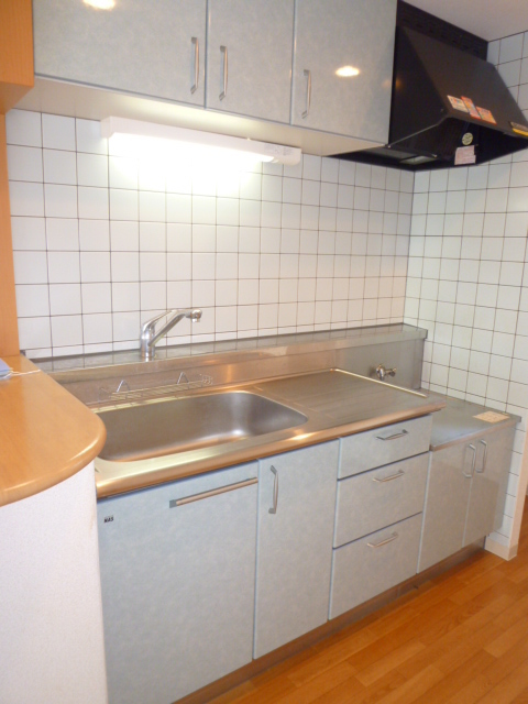 その他　ゆとりのあるキッチンスペース