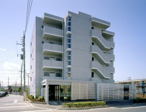 建物外観　全室南向き◎