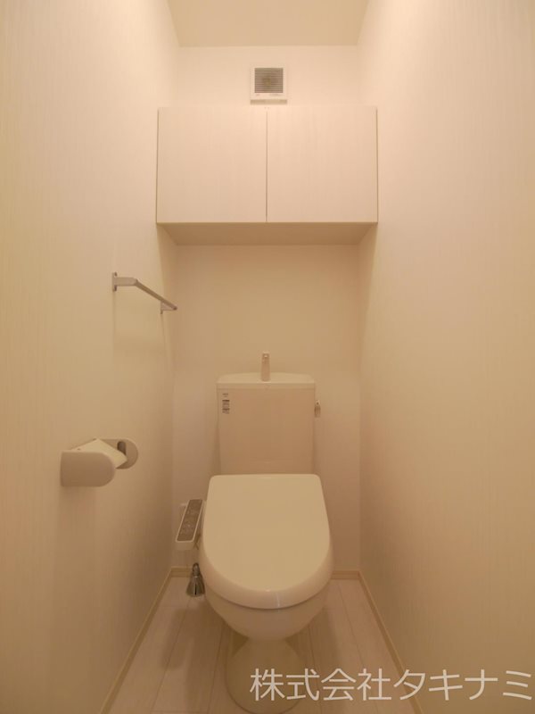 トイレ　温水洗浄暖房便座