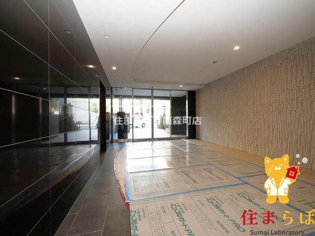 エントランス　共用部の印象も大切に