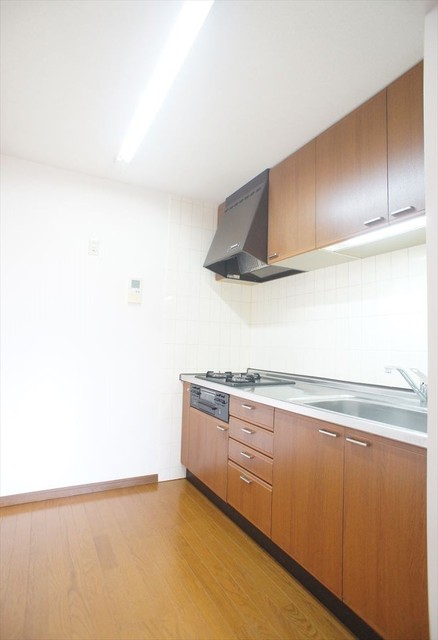 キッチン　３口ガスコンロ