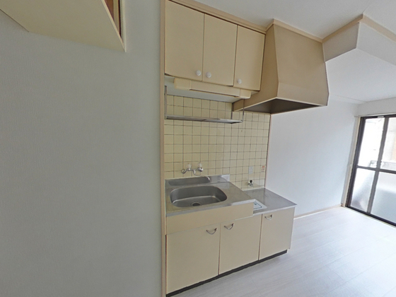 キッチン　※別部屋の写真です