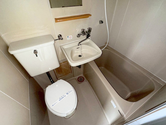 トイレ　※別部屋の写真です