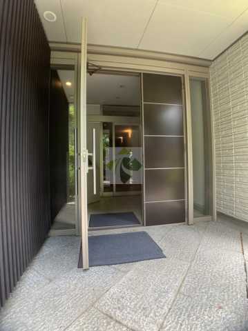 エントランス　THE　RESIDENCE