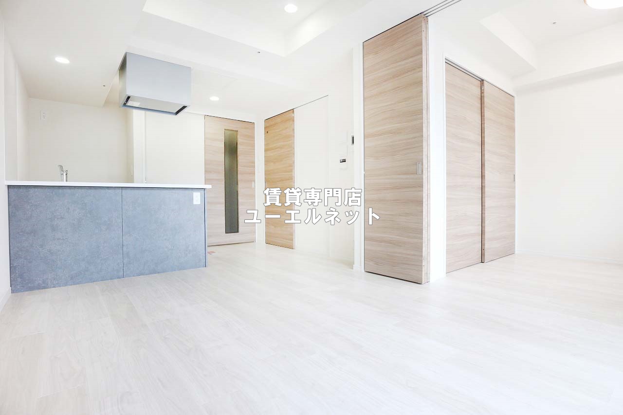 居室・リビング　ゆったりとくつろげる、落ち着きのある居室空間です