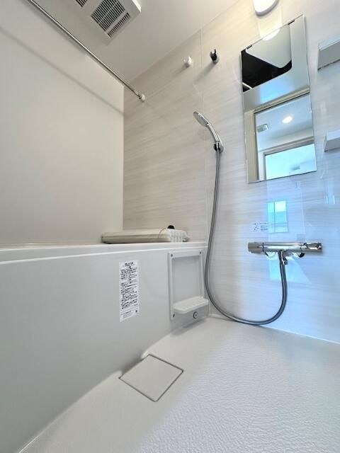 バス・シャワールーム　お風呂です