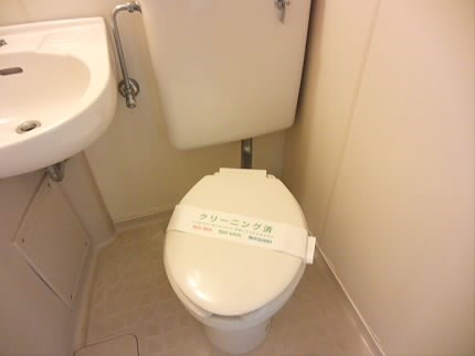 トイレ　別号室の参考写真です。