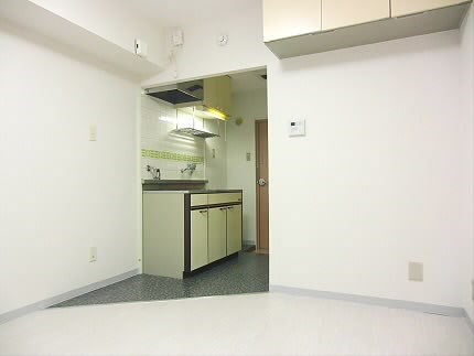 居室・リビング　別号室の参考写真です。