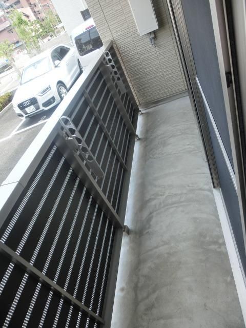 バルコニー　バルコニー