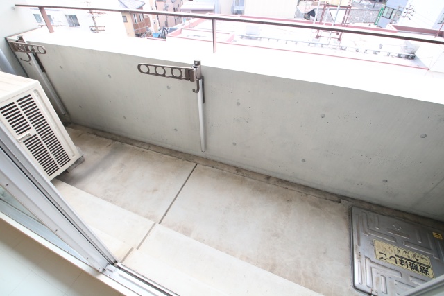 バルコニー　※別室の参考写真の為、現況優先です。