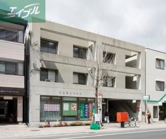 郵便局　岡山津島郵便局（郵便局）まで1493m