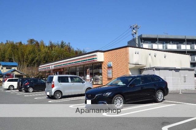 コンビニ　セブンイレブン西条東子店（コンビニ）まで850m