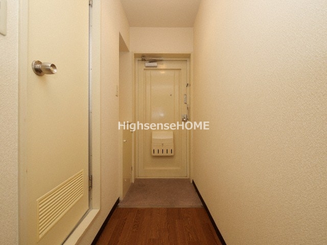 玄関　明るい玄関です