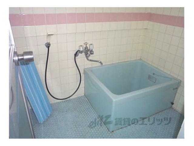 バス・シャワールーム　バス