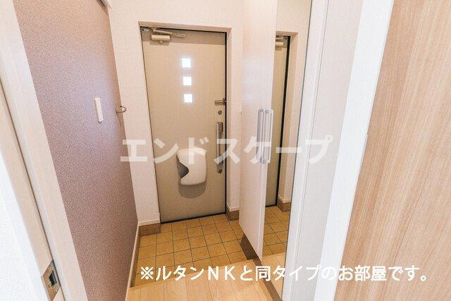 玄関　高崎、前橋のお部屋探しはエンドスケープまで！お客様の理想お聞