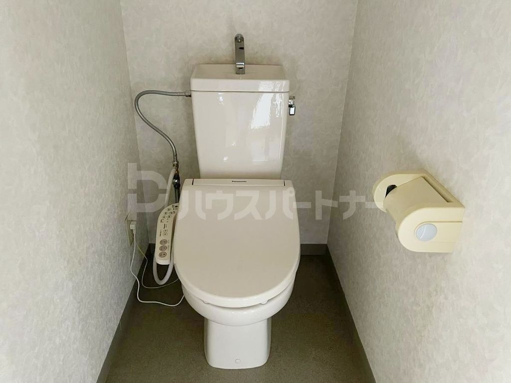 トイレ　トイレ