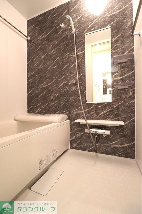 バス・シャワールーム