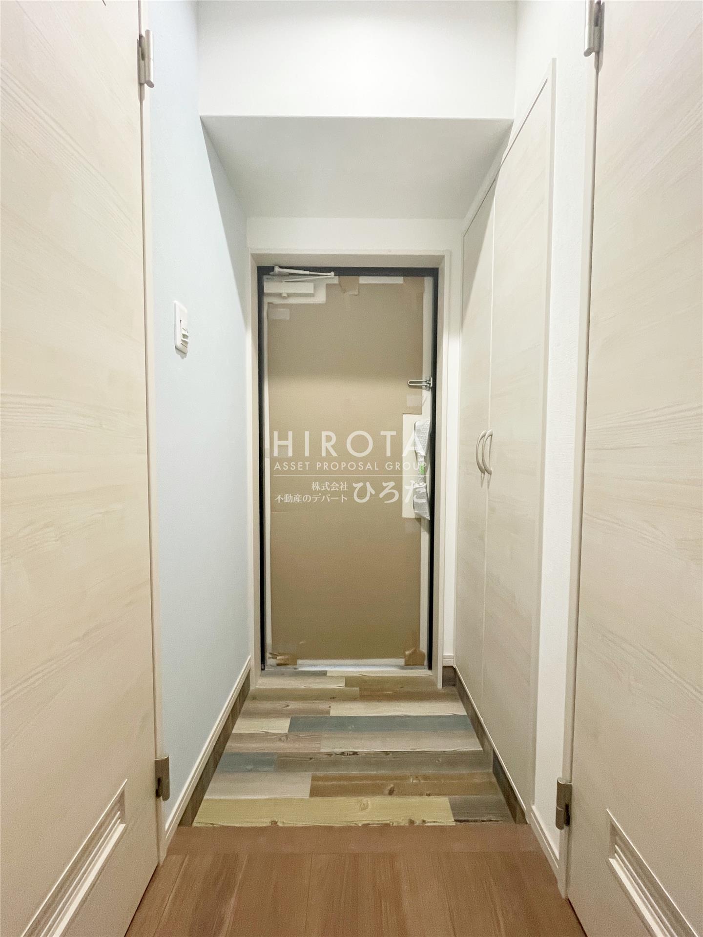 玄関　※同仕様写真※