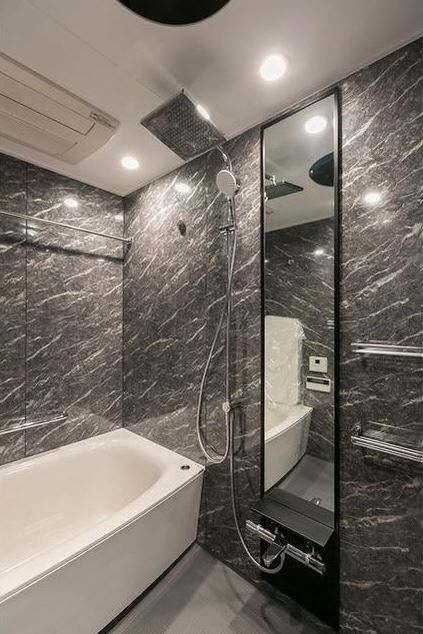 バス・シャワールーム　高級感溢れるバスルーム