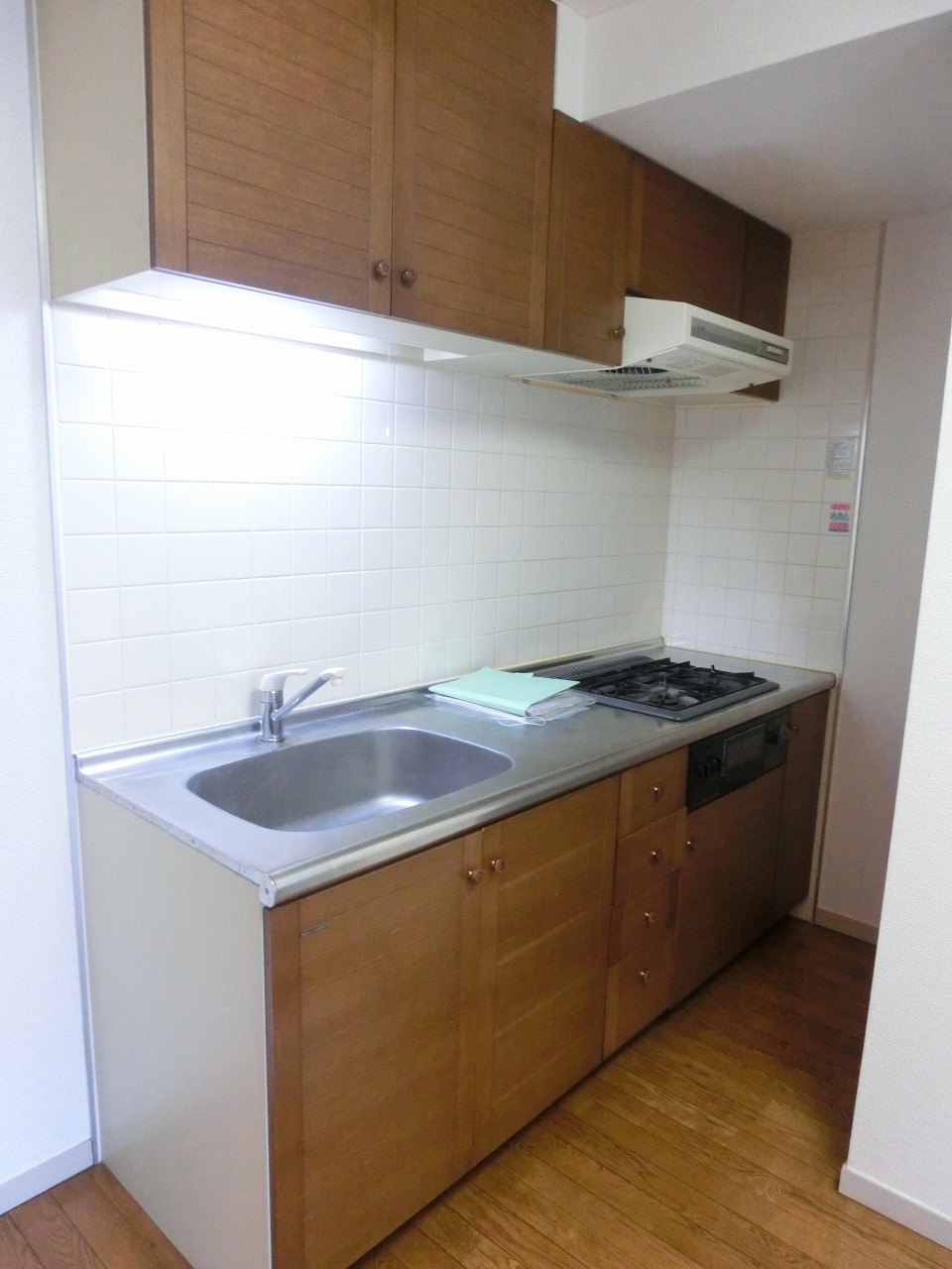 キッチン　３口ガスシステムキッチン！