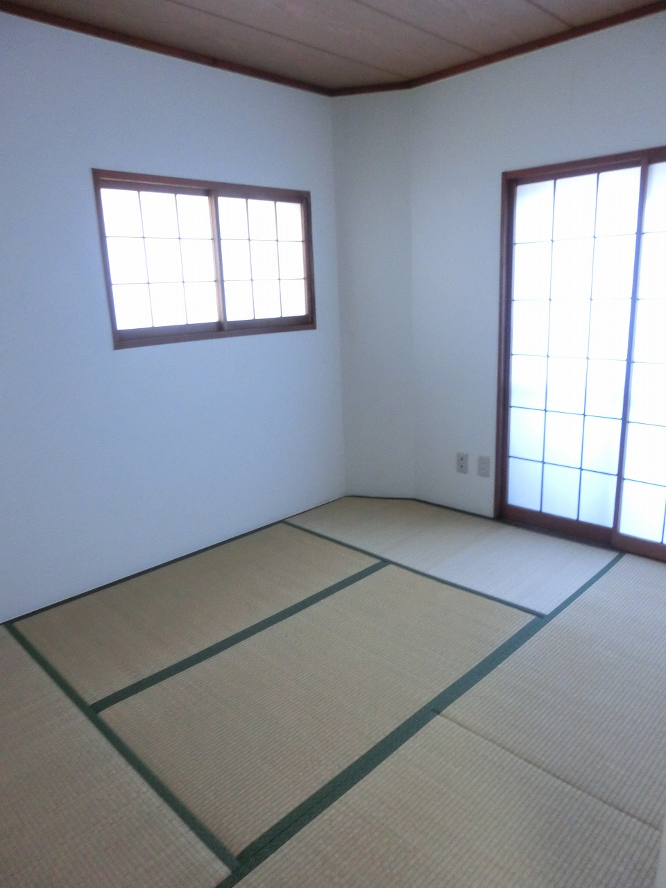 その他　角部屋ではないですが、２面採光取れているお部屋もあります！